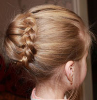 DIY-Unique-Braided-Bun-Hairstyle